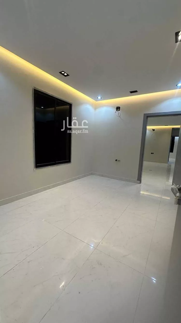 Floor for Sale in Riyadh Al Janadriyah صورة 2
