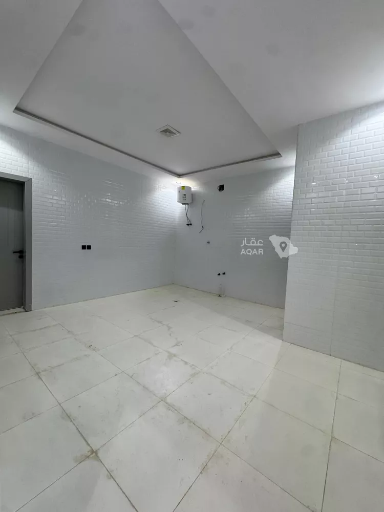 دور للبيع في شارع العمره, حي الجنادرية, مدينة الرياض, منطقة الرياض 6
