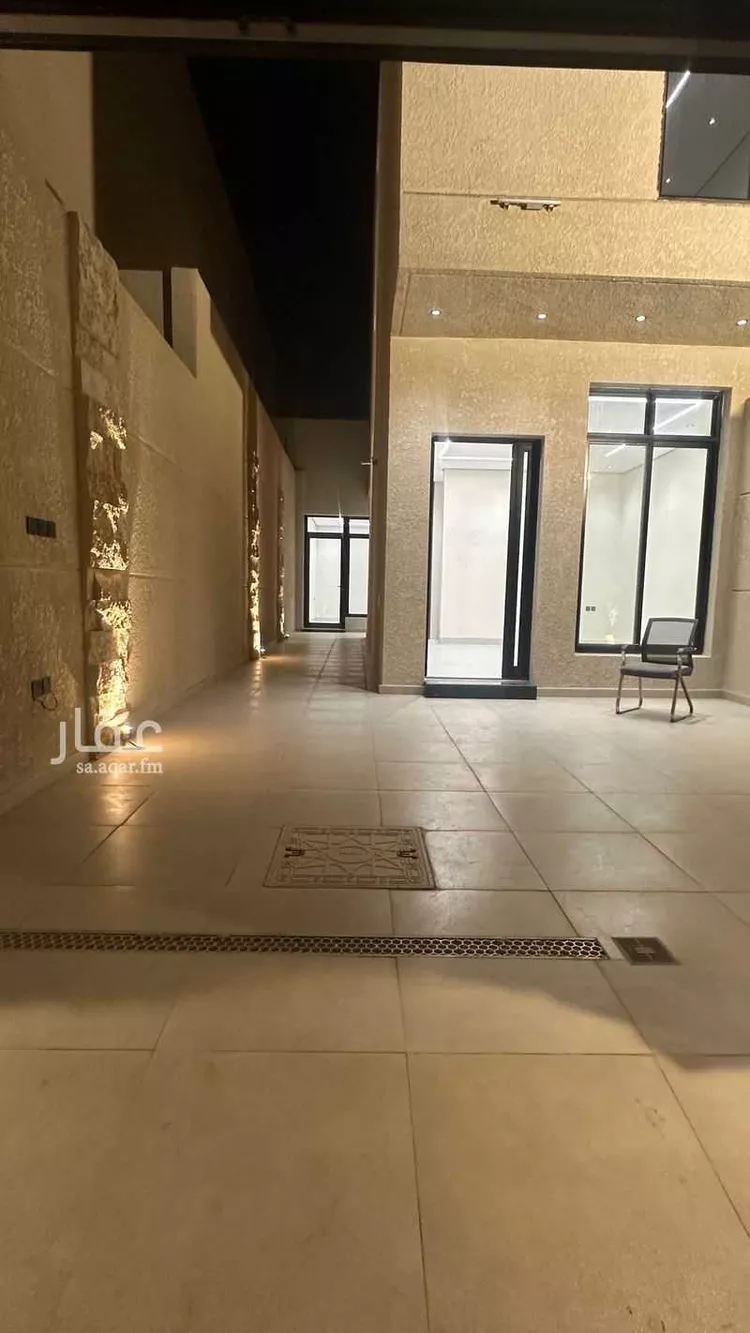 دور للبيع في شارع رقم 122, حي الجنادرية, مدينة الرياض, منطقة الرياض 1 صورة