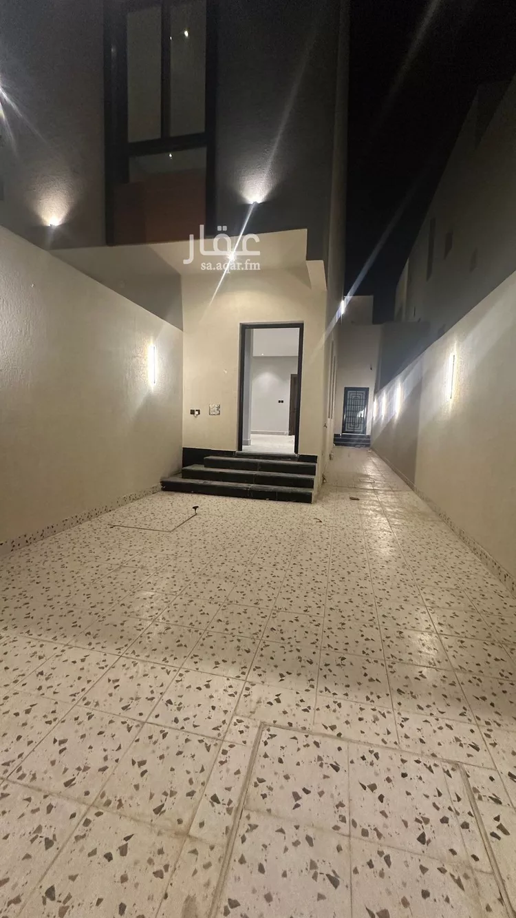 دور للبيع في شارع أكمل الدين القطبي, حي المرجان, مدينة الرياض, منطقة الرياض