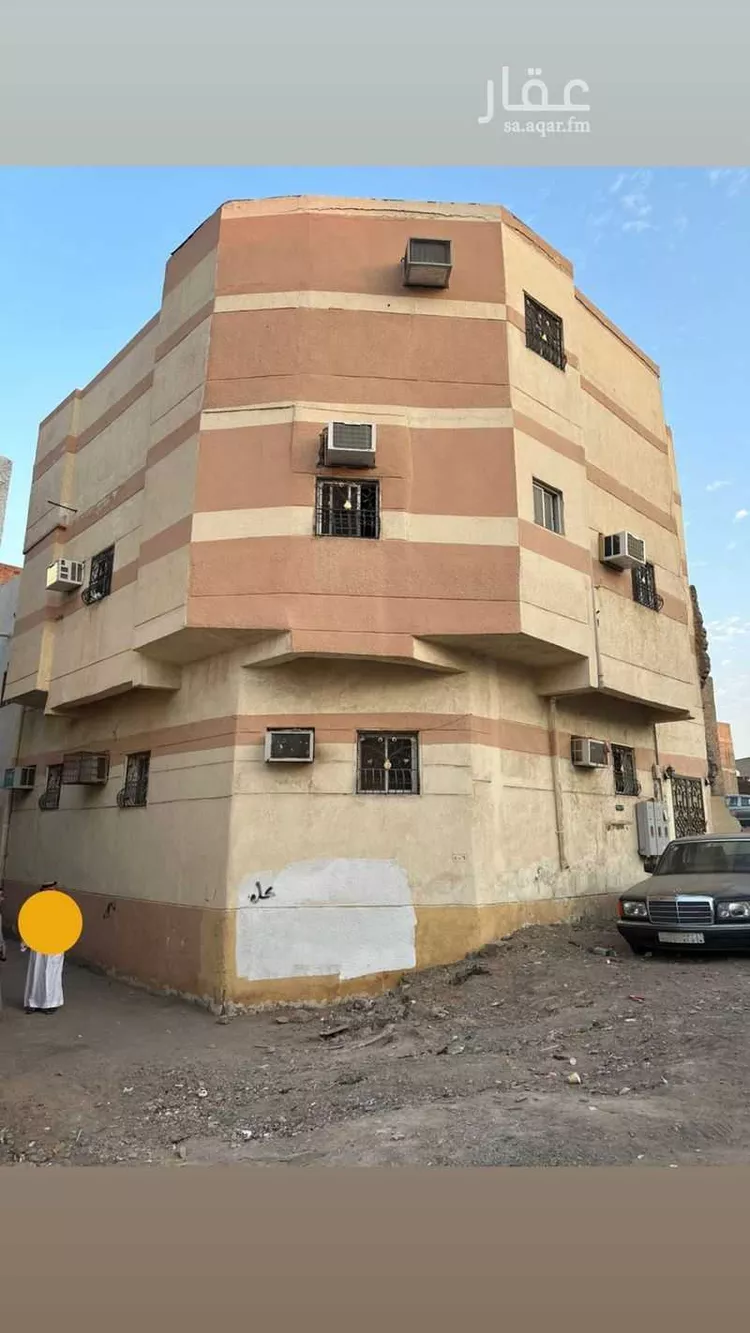 عمارة للبيع في شارع زيد بن الجلاس, حي المغيسلة, مدينة المدينة المنورة, منطقة المدينة المنورة صورة 2