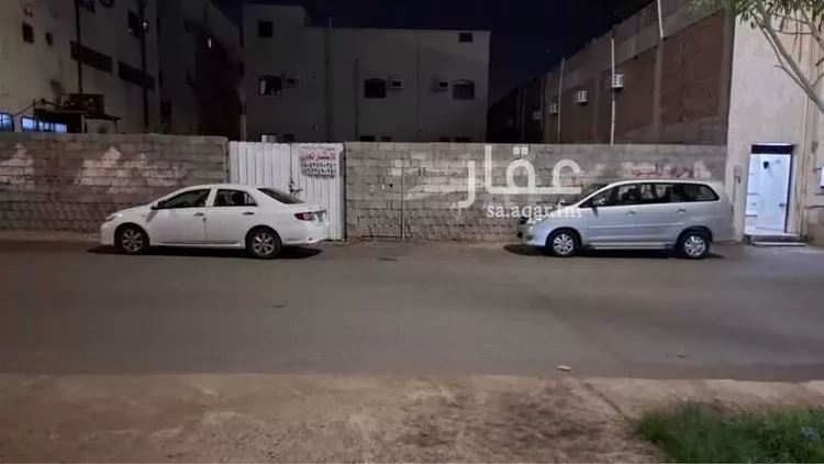 أرض للبيع في شارع اميمة بنت عدي, حي حرة الوبرة, مدينة المدينة المنورة, منطقة المدينة المنورة