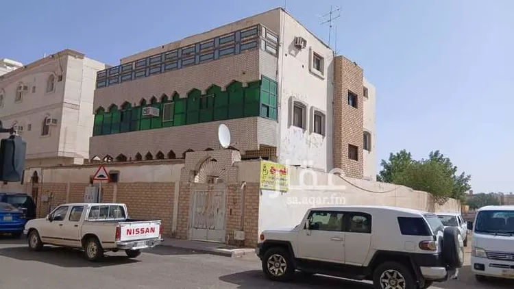 عمارة للبيع في شارع كورنيش وادي العاقول, حي شظاة, مدينة المدينة المنورة, منطقة المدينة المنورة
