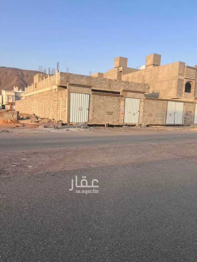 دور للبيع في شارع محمد بن اسحاق الكرماني, حي السكب, مدينة المدينة المنورة, منطقة المدينة المنورة