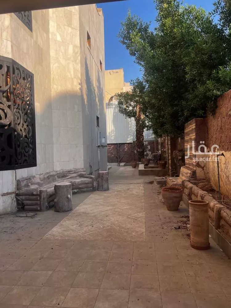 فيلا للبيع في شارع محمد بن ابراهيم بن المنذر, حي بئر عثمان, مدينة المدينة المنورة, منطقة المدينة المنورة صورة 4