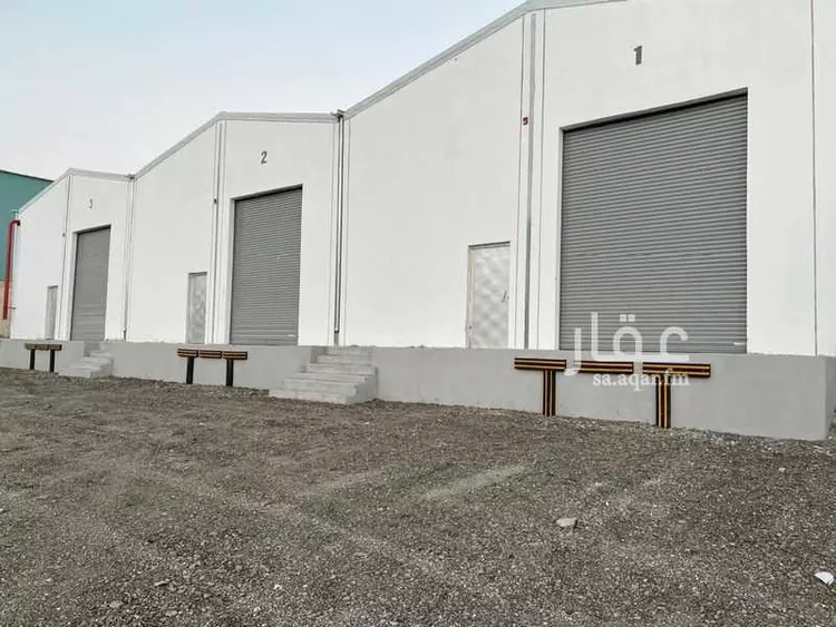 مستودع للإيجار في شارع طريق الملك فهد, حي القيروان, مدينة الرياض, منطقة الرياض