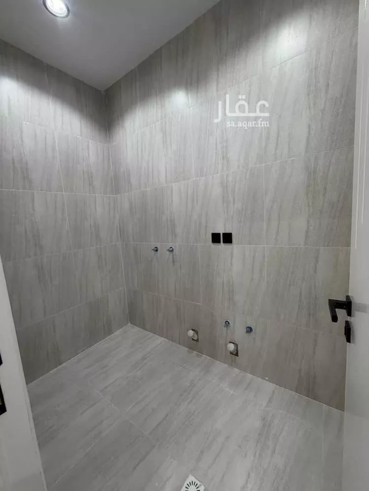 شقة للبيع في شارع محمد بن احمد الفاسي, حي شعبة الشيخ, مدينة خميس مشيط, منطقة عسير 22