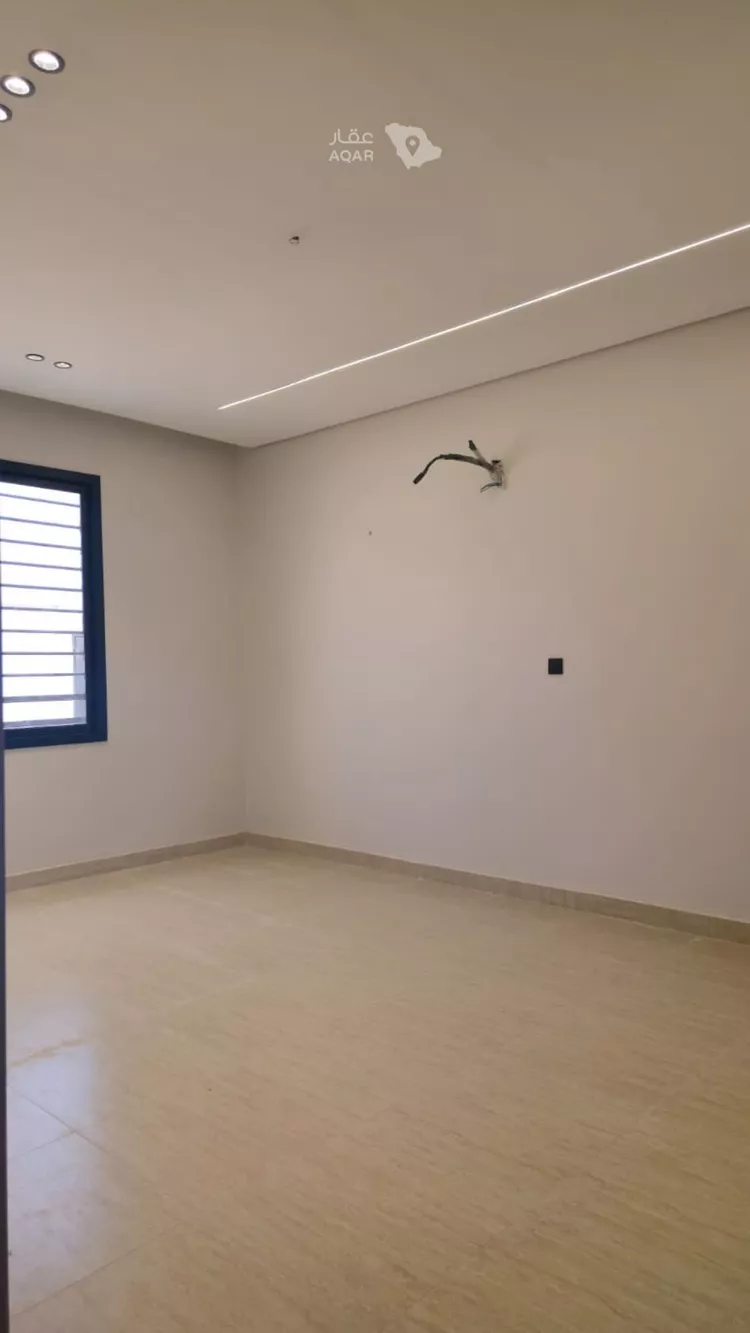 Floor for Sale in Baish ALKHALIDIYA DIST 13