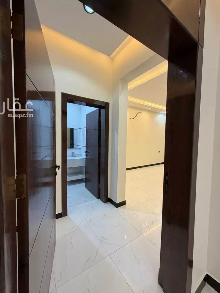 شقة للبيع في شارع صلاح الدين ابن ظهيرة, حي التعاون, مدينة خميس مشيط, منطقة عسير 14