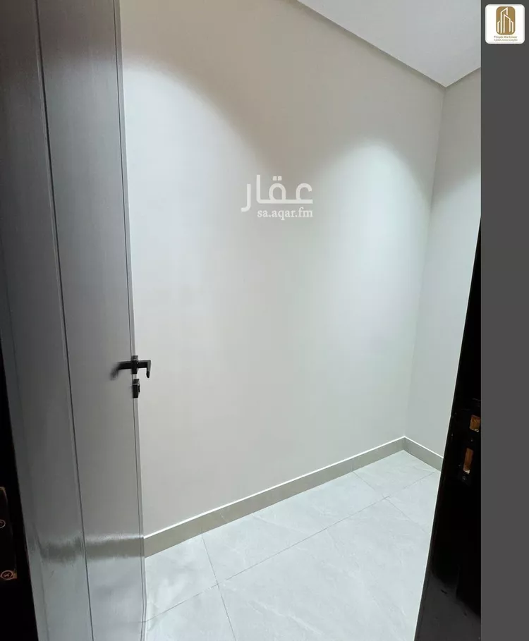 دور للبيع في شارع ابان المحاربي, حي الشرف, مدينة خميس مشيط, منطقة عسير صورة 4