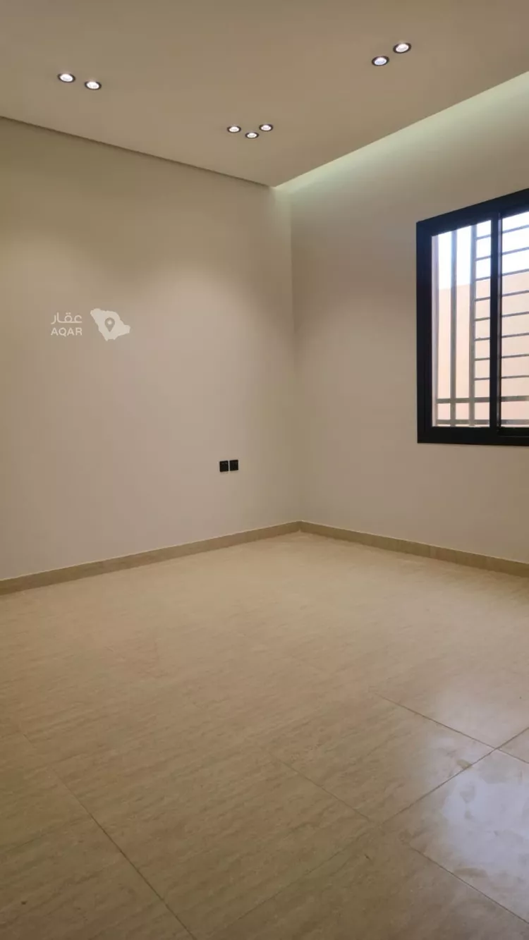 Floor for Sale in Baish ALKHALIDIYA DIST 11