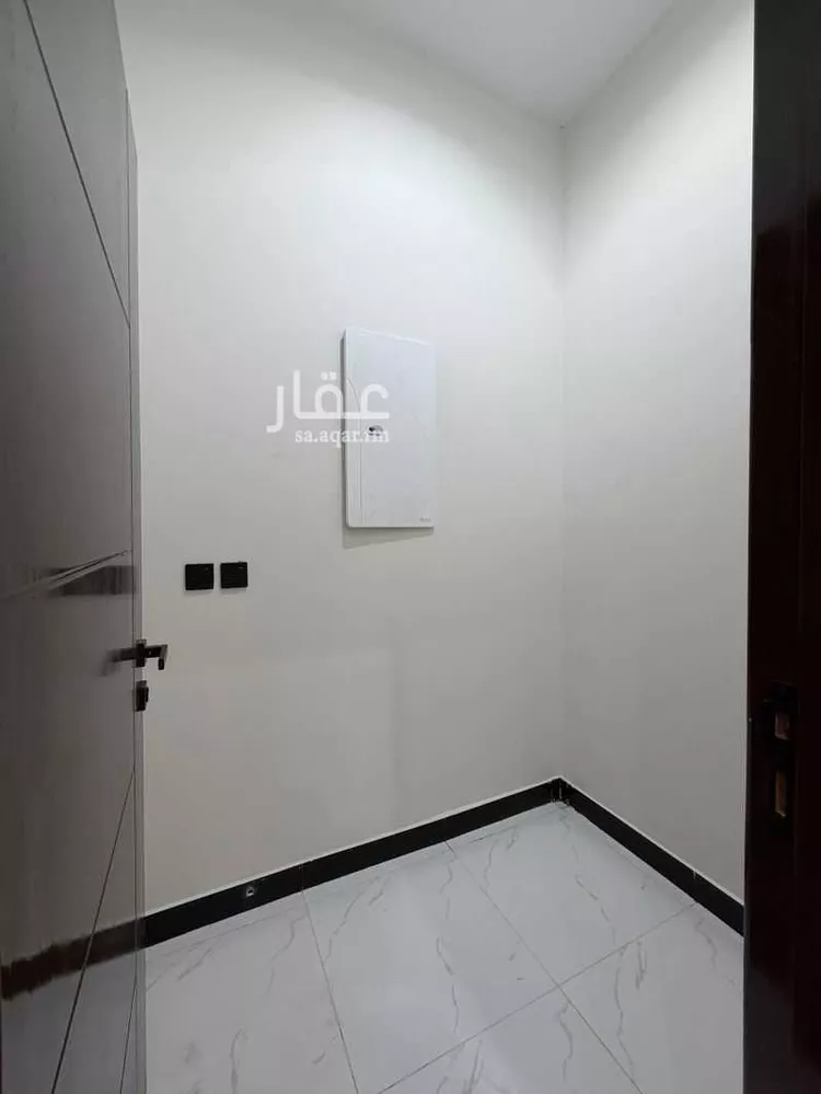 شقة للبيع في شارع صلاح الدين ابن ظهيرة, حي التعاون, مدينة خميس مشيط, منطقة عسير صورة 2