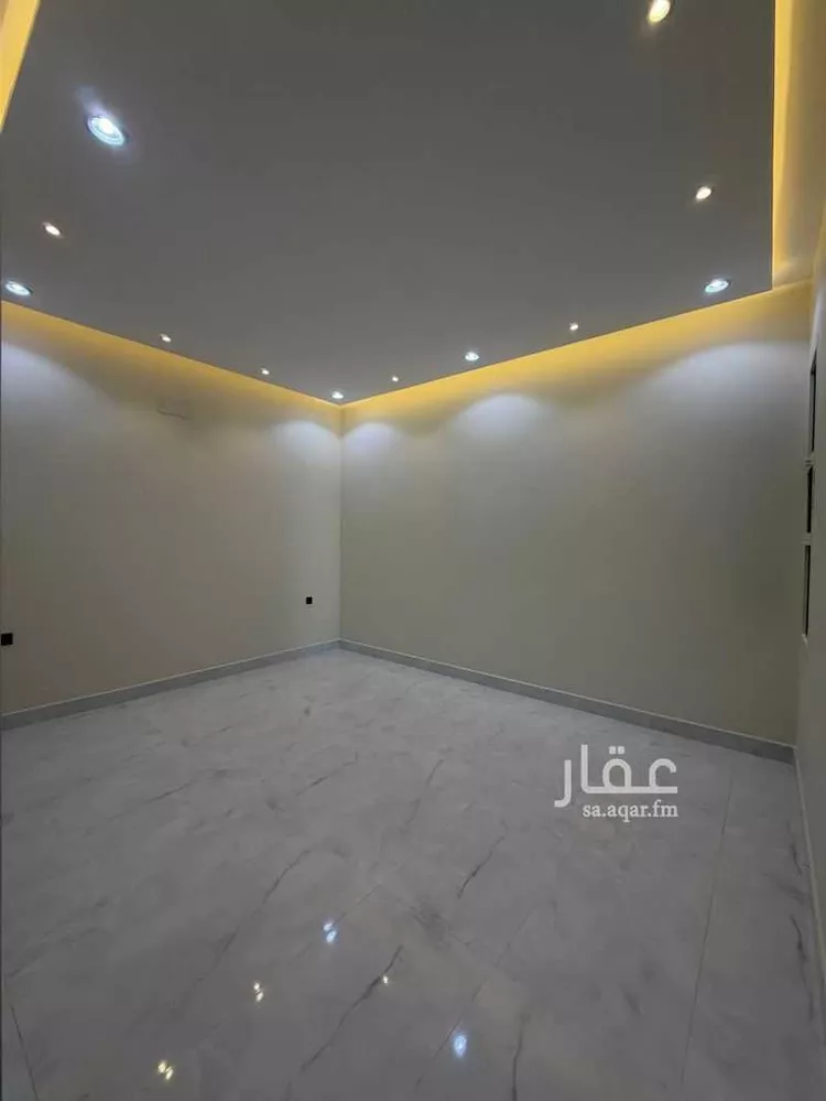 فيلا للبيع في شارع بجاد المخزومي, حي الراقي, مدينة خميس مشيط, منطقة عسير صورة 3