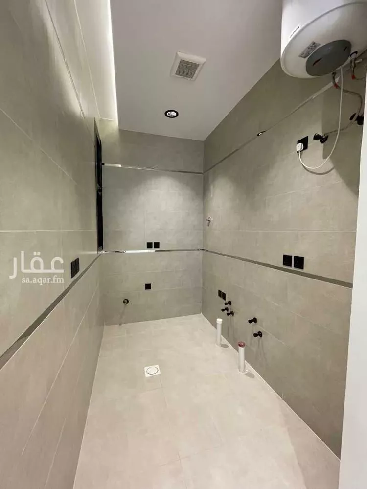 دور للبيع في شارع احمد بن عطوة, حي الورود, مدينة خميس مشيط, منطقة عسير 18