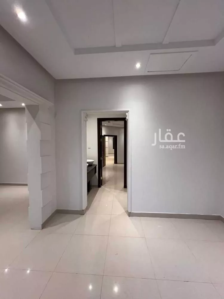فيلا للبيع في شارع شارع رقم 28, حي الياسمين, مدينة الرياض, منطقة الرياض صورة 4
