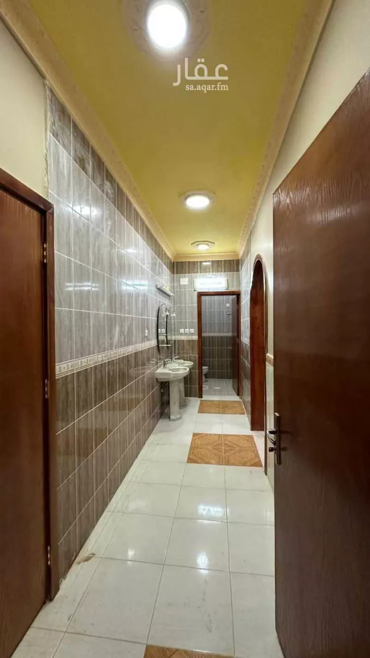 عمارة للإيجار في شارع ابو الصغيرة, حي السلام, مدينة أبها, منطقة عسير صورة 4