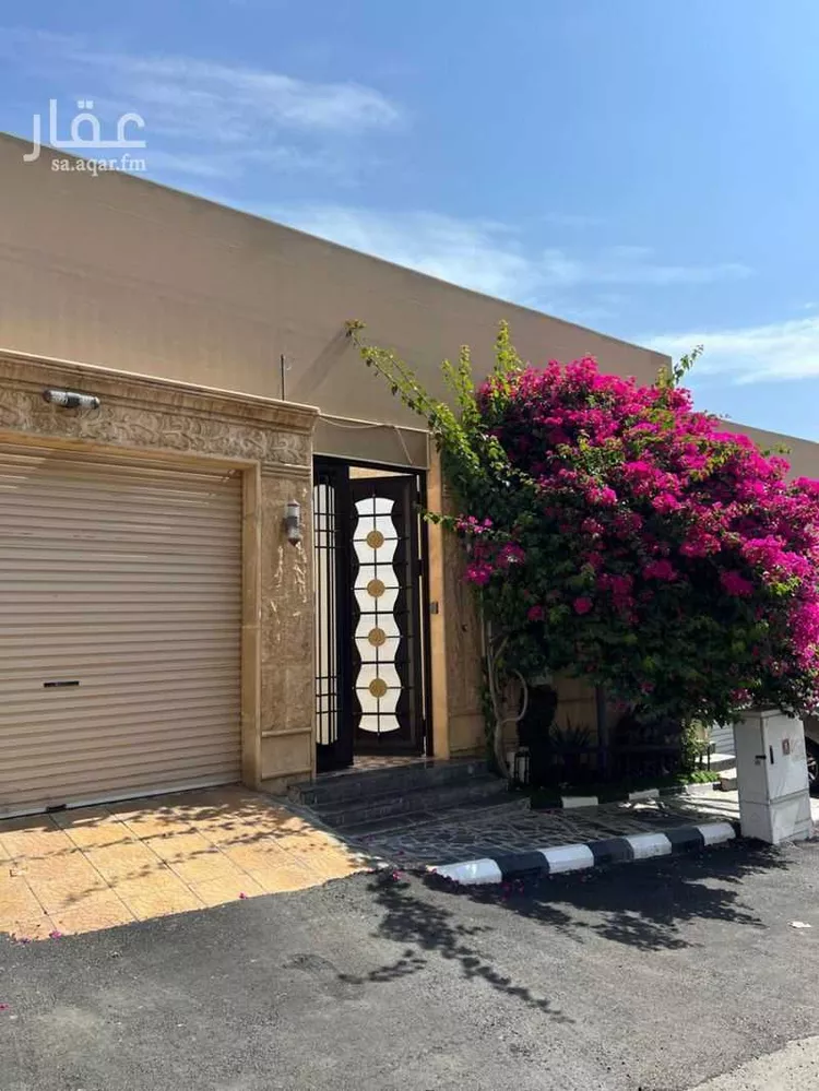 فيلا للإيجار في شارع الصخرة ، حي الشرفية ، ابها ، منطقة عسير صورة 4