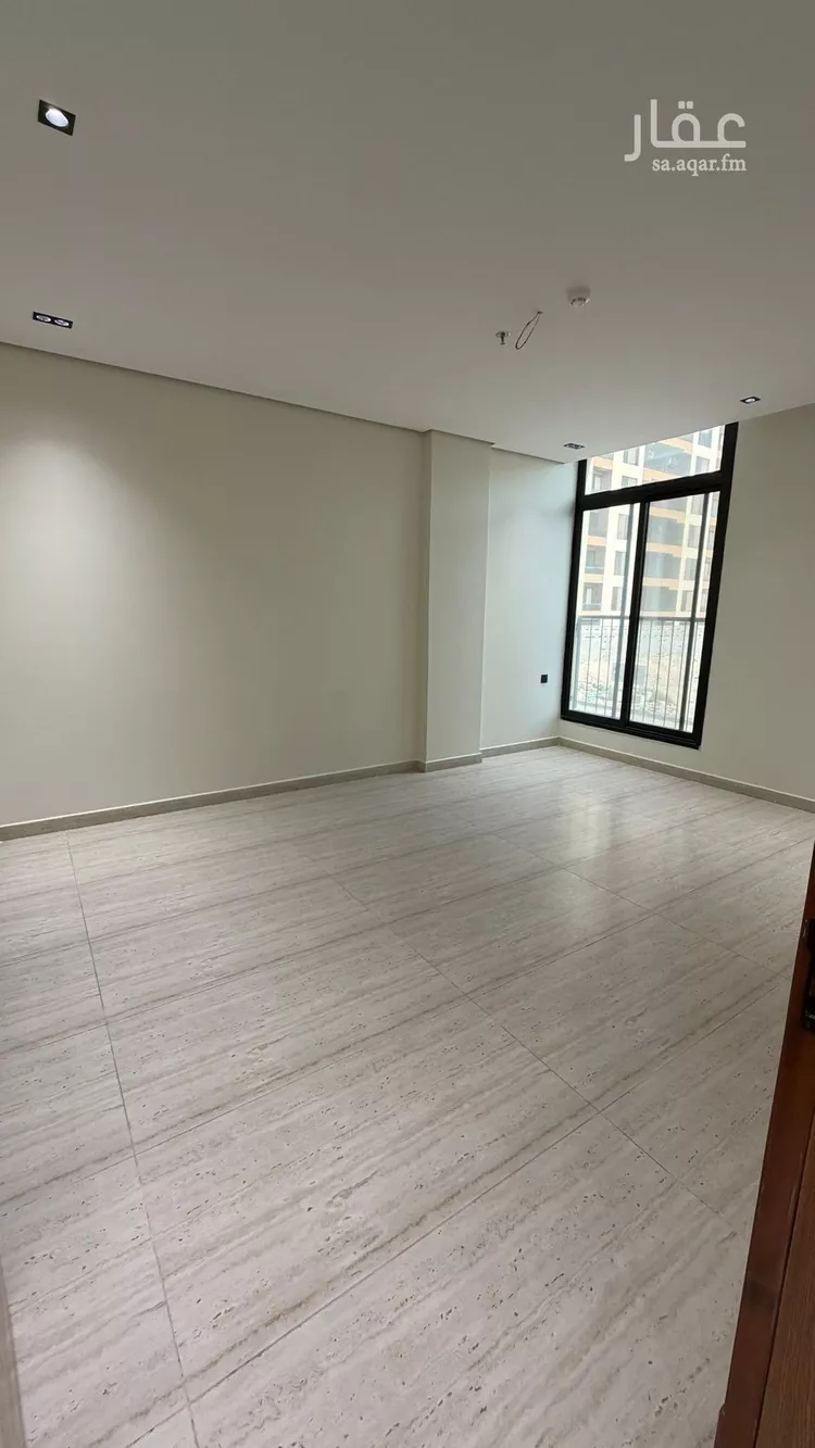 شقة للبيع في شارع بيرين, حي ضاحية الملك فهد, مدينة الدمام, المنطقة الشرقية صورة 2