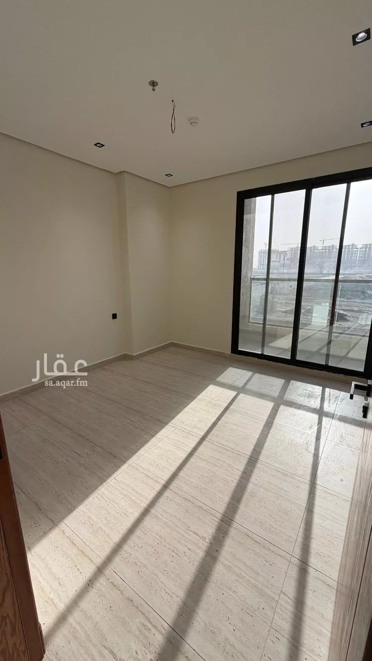 شقة للبيع في شارع بيرين, حي ضاحية الملك فهد, مدينة الدمام, المنطقة الشرقية صورة 3