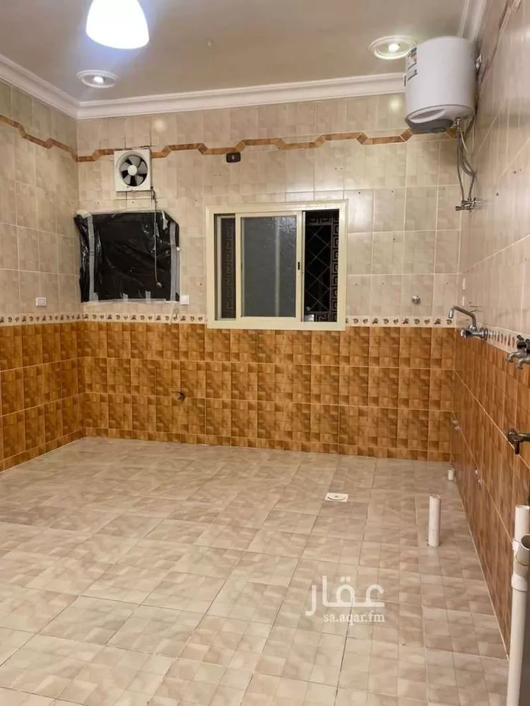 شقة للإيجار في شارع عثمان ابن حكيم ، حي أم العراد ، الطائف ، الطائف صورة 4