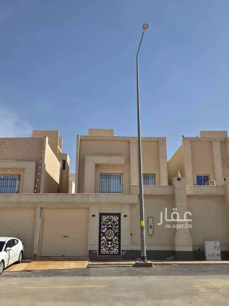 فيلا للإيجار في شارع سراج ششة ، حي عكاظ ، الرياض ، منطقة الرياض