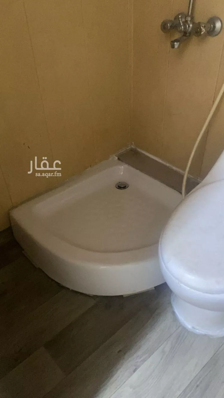 غرفة للإيجار في شارع وادي الزرقاء, حي الوادي, مدينة الرياض, منطقة الرياض