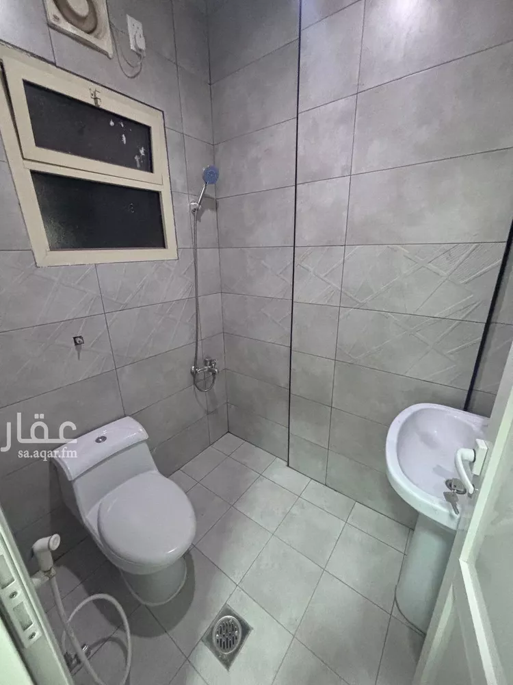 شقة للإيجار في شارع اليرموك, حي العقربية, مدينة الخبر, المنطقة الشرقية