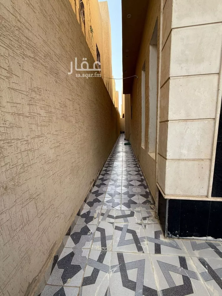 فيلا للبيع في شارع عبدالله بن محمد بن المهندس, حي القادسية, مدينة الرياض, منطقة الرياض صورة 2