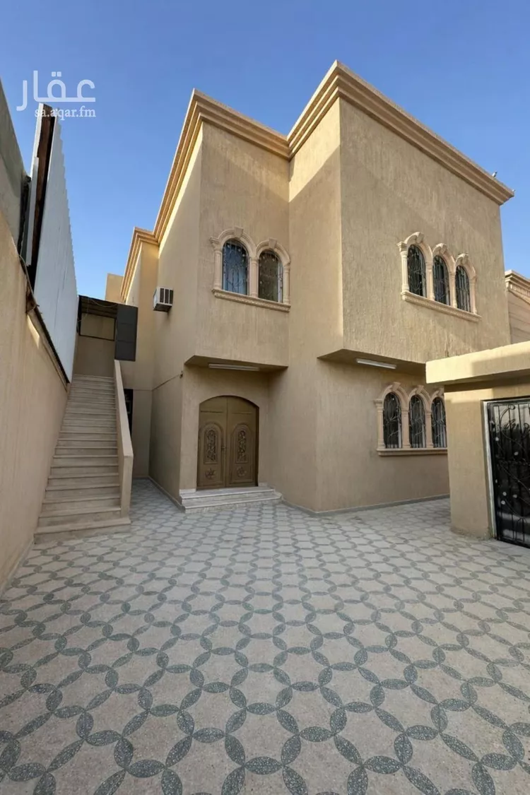فيلا للبيع في شارع أبي السعود الحسيني, حي الروضة, مدينة الرياض, منطقة الرياض