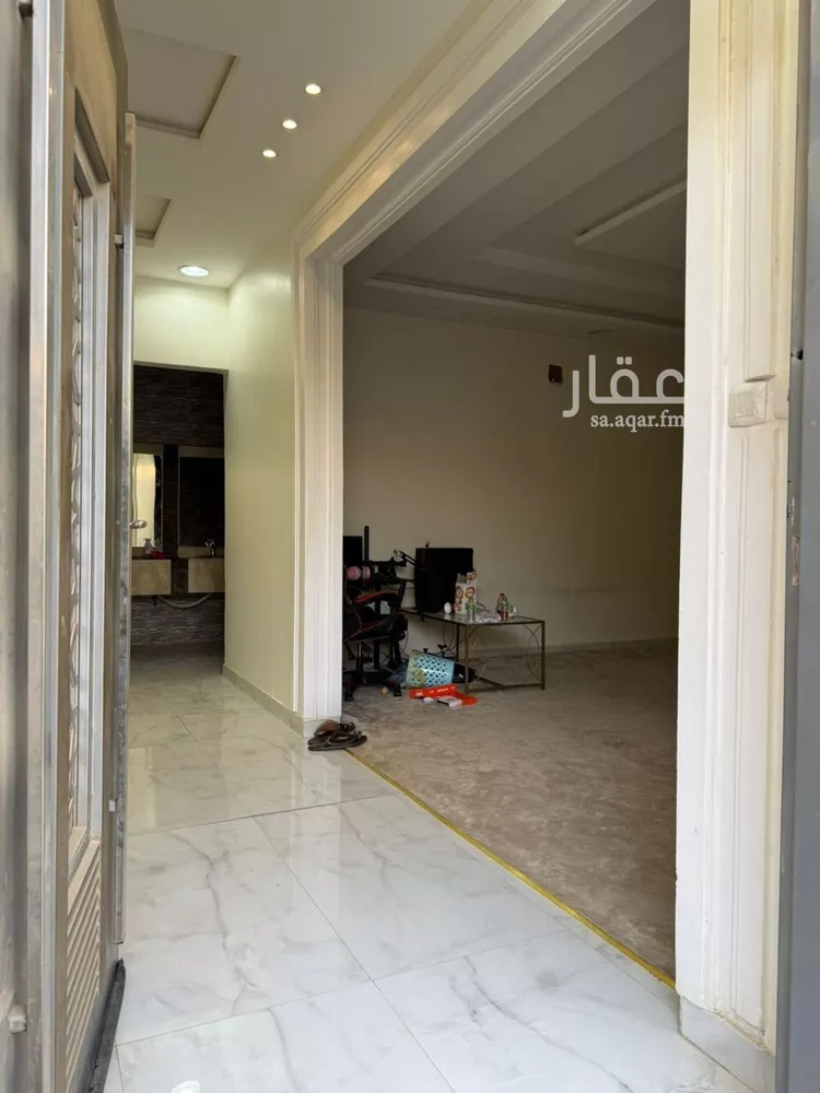 فيلا للإيجار في شارع عبدالله بن محمد بن المهندس, حي القادسية, مدينة الرياض, منطقة الرياض صورة 5