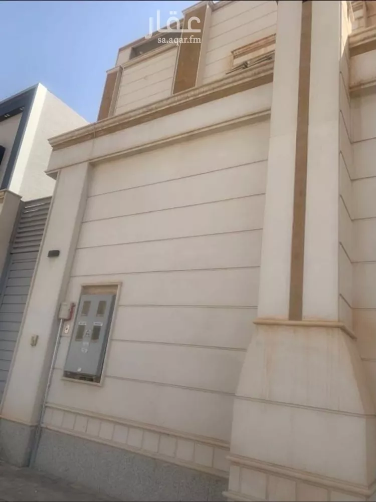 فيلا للبيع في شارع يحيى بن جزلة, حي الرمال, مدينة الرياض, منطقة الرياض