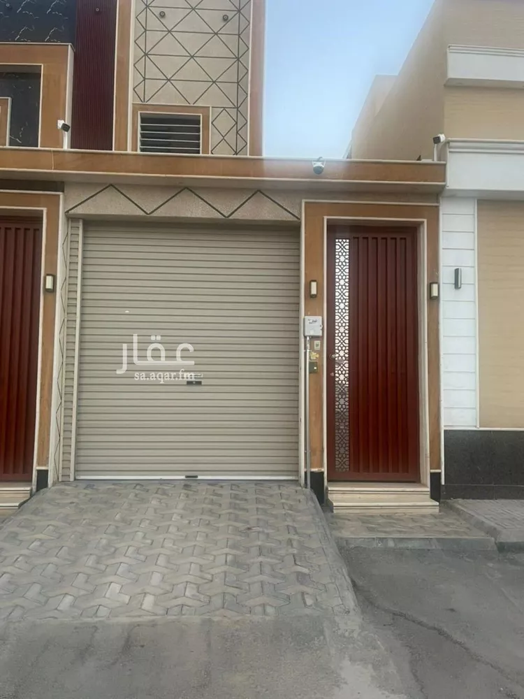 فيلا للبيع في شارع رحمة الله السندي, حي عكاظ, مدينة الرياض, منطقة الرياض