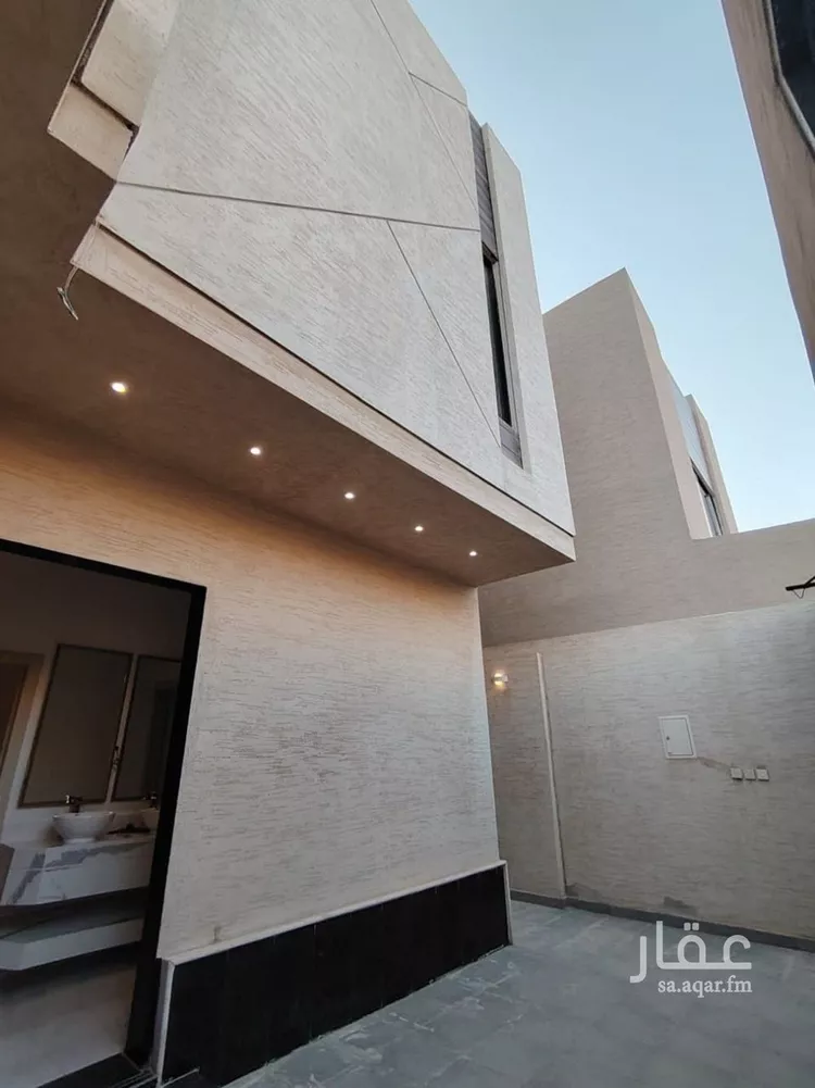 فيلا للبيع في شارع ابن مشرف, حي عكاظ, مدينة الرياض, منطقة الرياض صورة 3