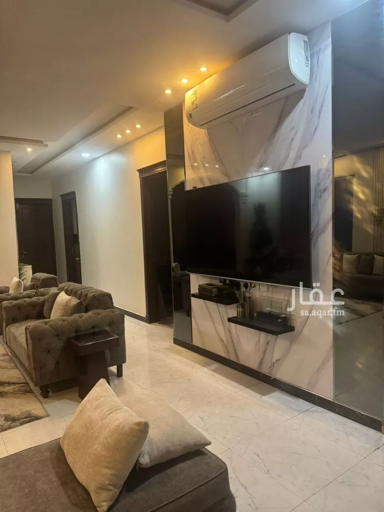 فيلا للبيع في شارع جان السليماني, حي عكاظ, مدينة الرياض, منطقة الرياض صورة 2