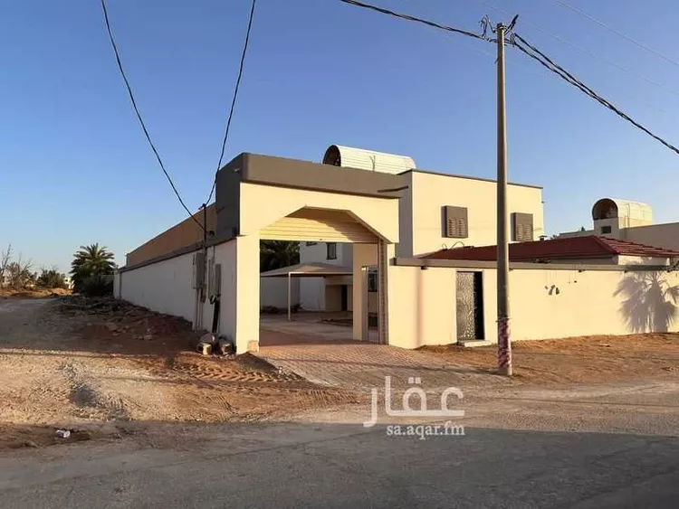 فيلا للبيع في شارع حويلان 81 ، حي واسط ، بريدة ، بريدة صورة 2