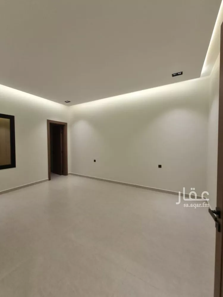 دور للبيع في شارع مسلة, حي بدر, مدينة الرياض, منطقة الرياض صورة 3