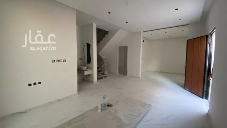 فيلا للبيع في شارع دومة الجندل, حي الصواري, مدينة الخبر, المنطقة الشرقية صورة 3