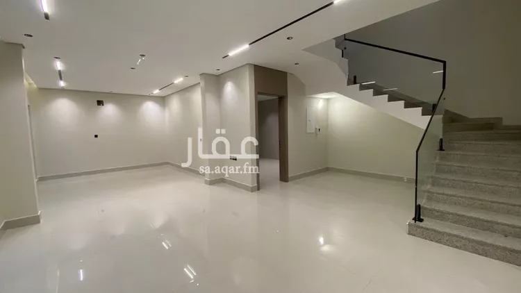 فيلا للبيع في شارع اجياد, حي الصواري, مدينة الخبر, المنطقة الشرقية صورة 2