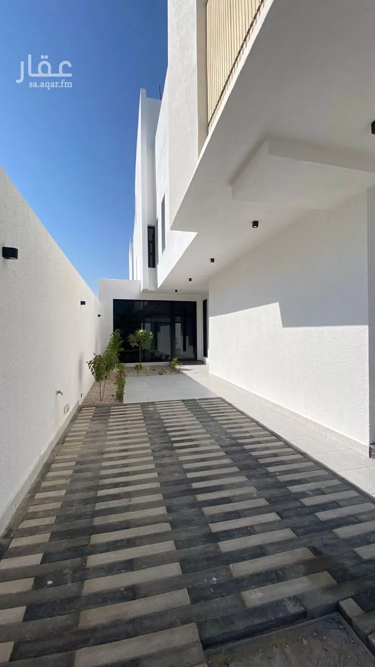 فيلا للبيع في شارع ابو الفتح المروزي, حي الصواري, مدينة الخبر, المنطقة الشرقية صورة 3