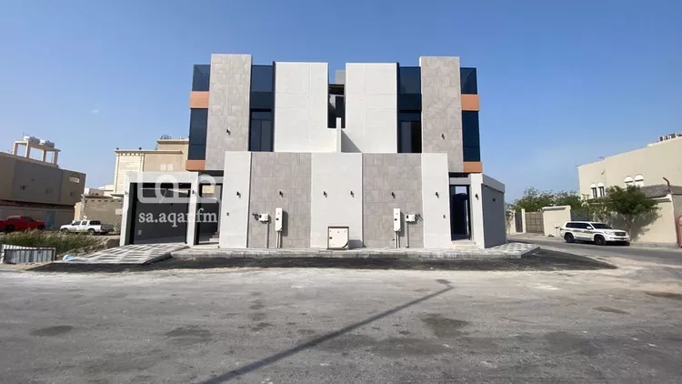 فيلا للبيع في شارع الهفوف, حي الصواري, مدينة الخبر, المنطقة الشرقية 1 صورة