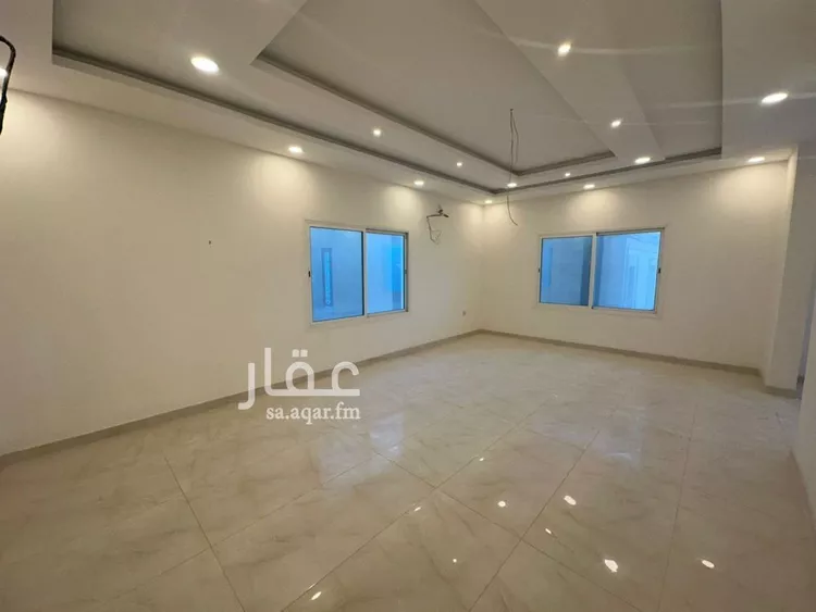 فيلا للبيع في شارع زيد بن خارجه, حي الشراع, مدينة الخبر, المنطقة الشرقية 9