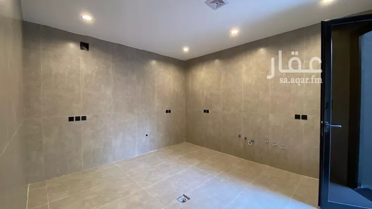 فيلا للبيع في شارع ام الهوشان, حي الصواري, مدينة الخبر, المنطقة الشرقية صورة 5