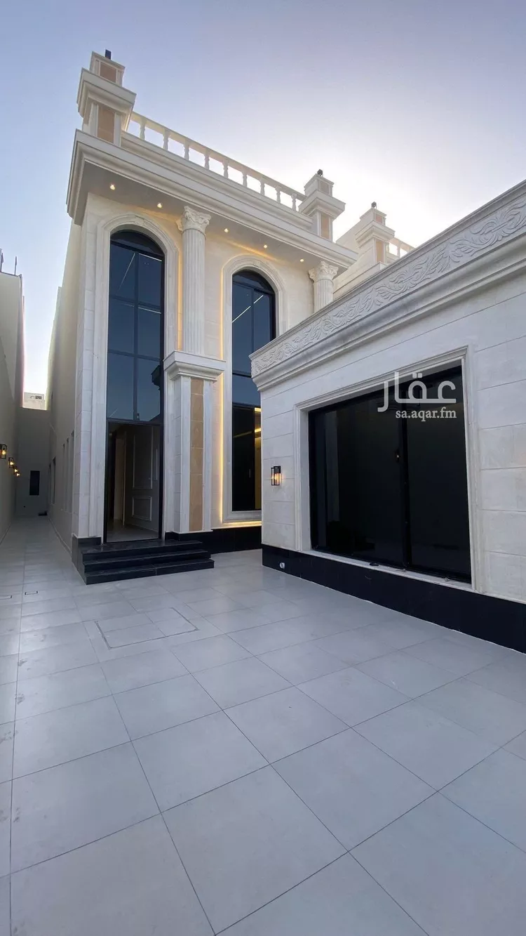 فيلا للبيع في شارع الخفجي, حي اللؤلؤ, مدينة الخبر, المنطقة الشرقية