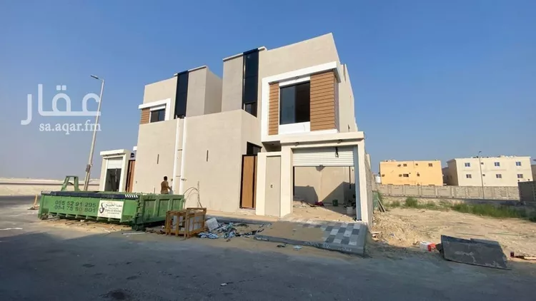 فيلا للبيع في شارع دومة الجندل, حي الصواري, مدينة الخبر, المنطقة الشرقية صورة 2