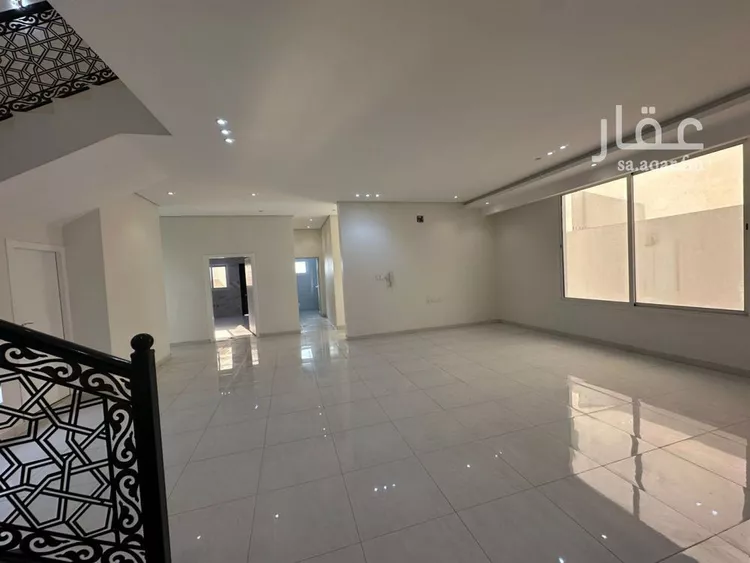 فيلا للبيع في شارع الطرف, حي الصواري, مدينة الخبر, المنطقة الشرقية صورة 2