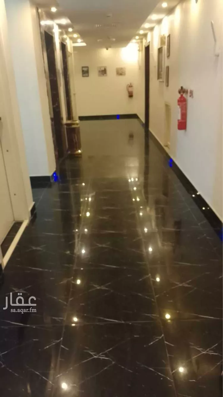 عمارة للبيع في شارع ابو عبيدة عامر بن الجراح, حي طيبة, مدينة الدمام, المنطقة الشرقية صورة 3