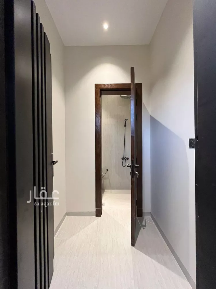 فيلا للبيع في شارع سيف الدين الخطيب, حي المهدية, مدينة الرياض, منطقة الرياض صورة 4