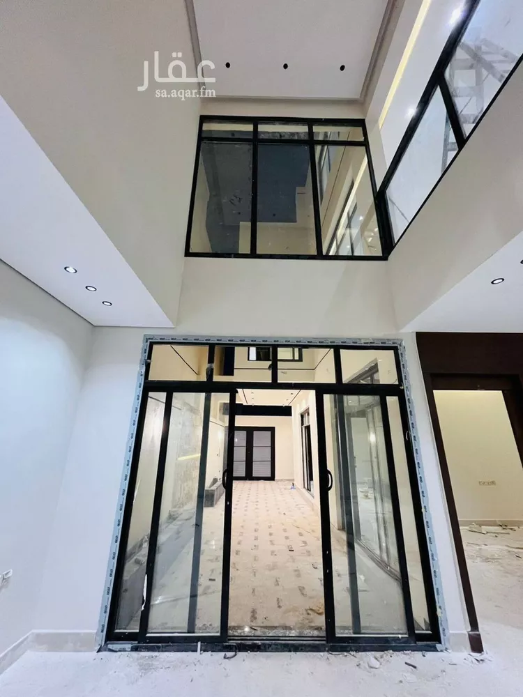 فيلا للبيع في شارع عبدالعزيز بن إسماعيل, حي المهدية, مدينة الرياض, منطقة الرياض صورة 4
