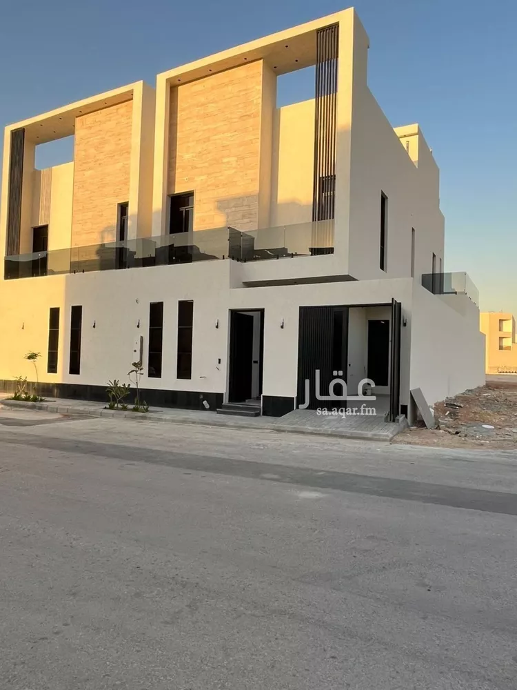 فيلا للبيع في شارع أحمد بن هاشم, حي المهدية, مدينة الرياض, منطقة الرياض صورة 3