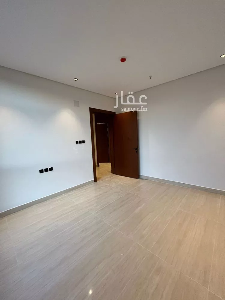 شقة للبيع في شارع تقى الدين التميمى, حي المهدية, مدينة الرياض, منطقة الرياض 14